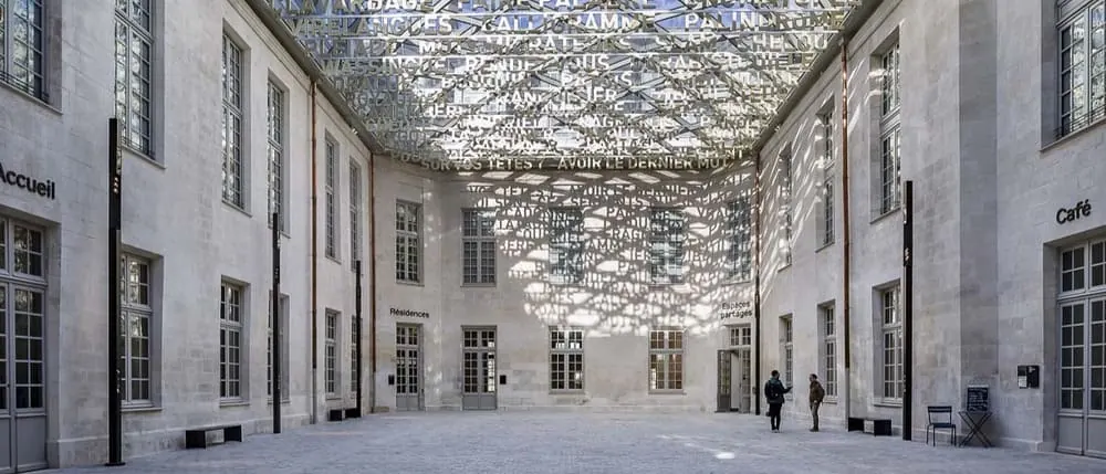 Cité de la langue française au château de Villers-Cotterêts, sol en béton ciré LucemChoc