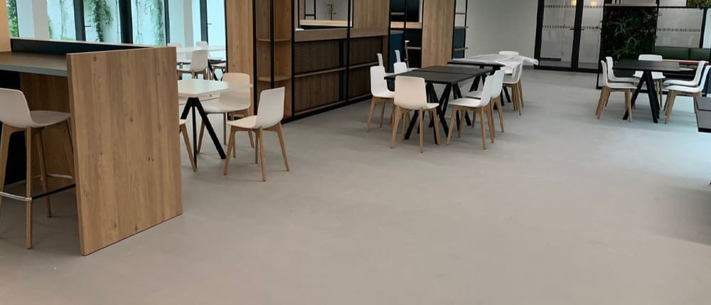 Projet siège bureaux béton ciré